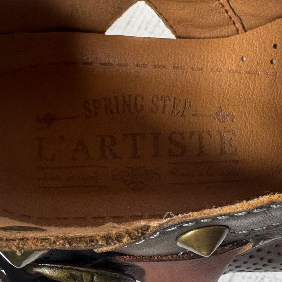 L’Artiste Spring Step Kacie Brown Leather Studded Ankle Boot Size 41/US 9.5-10 - Picture 4 of 7